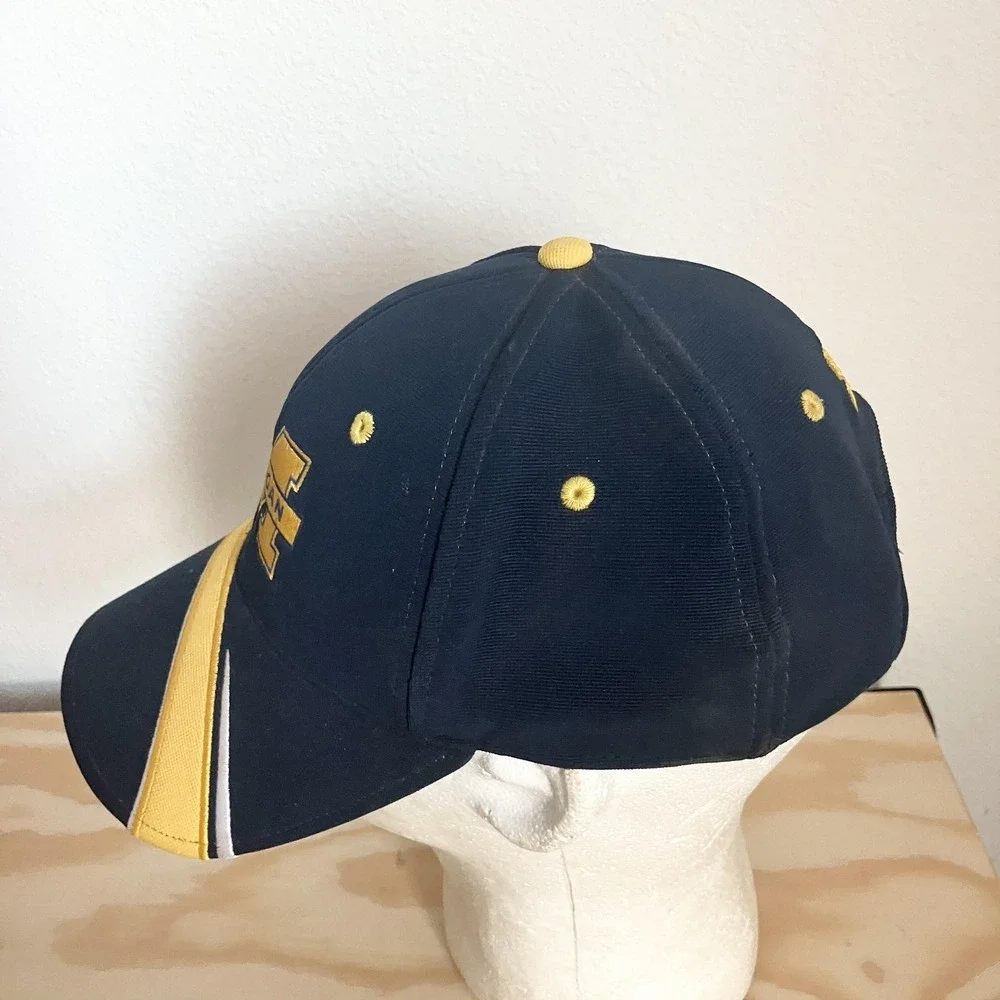Michigan‎ Wolverines Hat Cap Strap Back Mens One Size Blue NCAA Football Starter